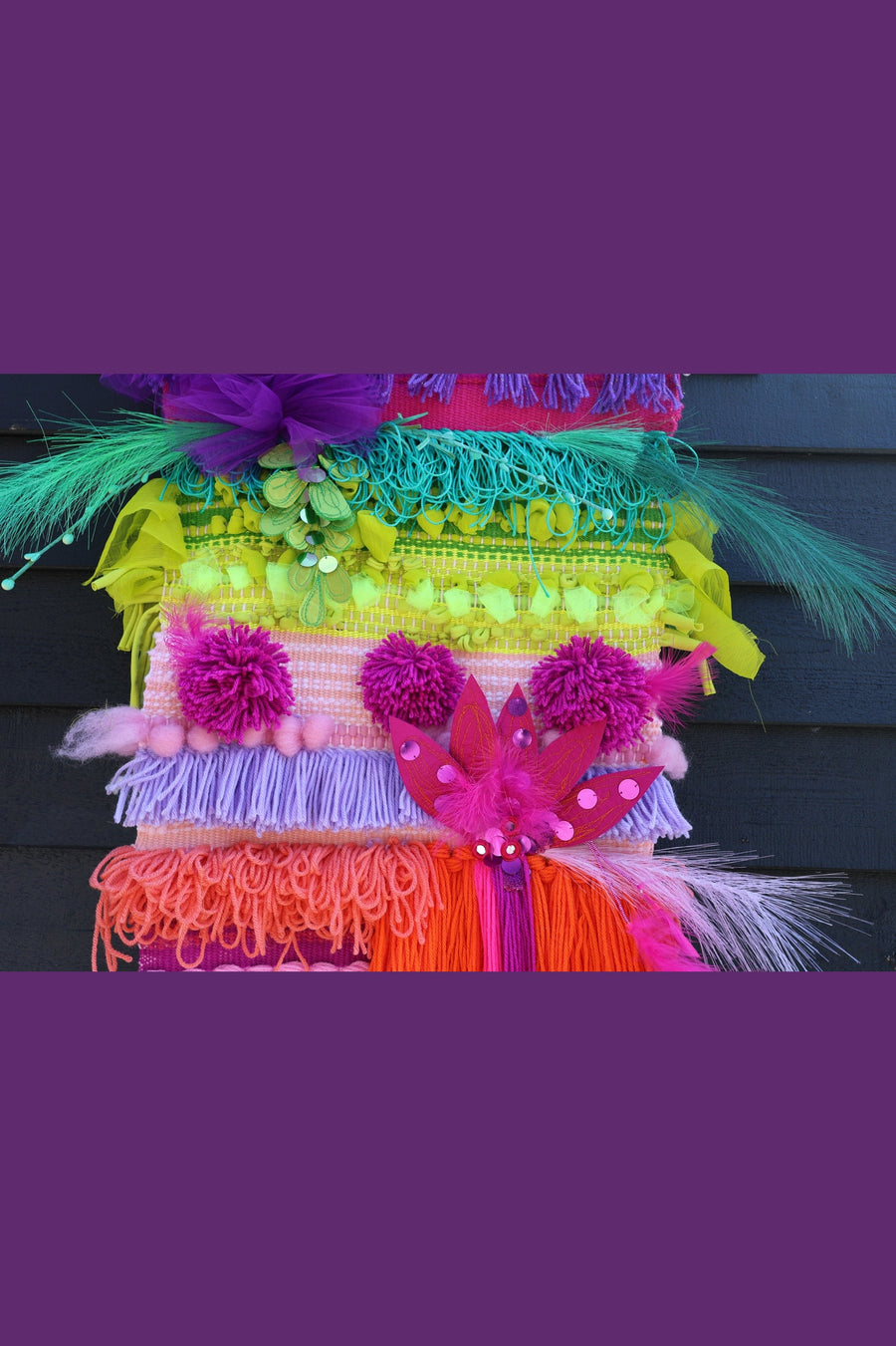 OEUVRE TISSÉE ROSE ET BLEU