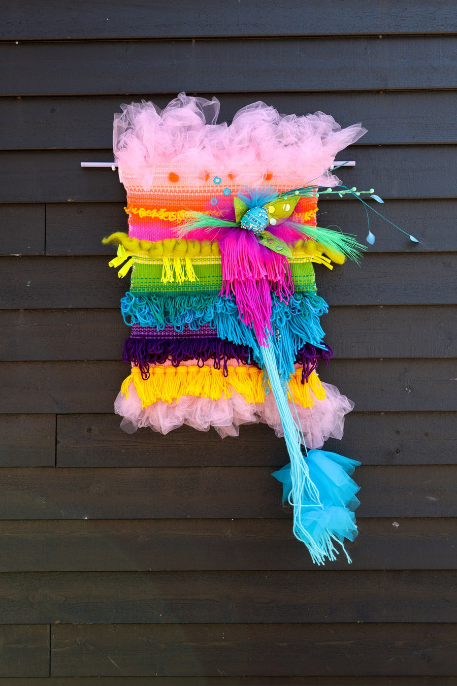 OEUVRE TISSÉE ROSE ET BLEU