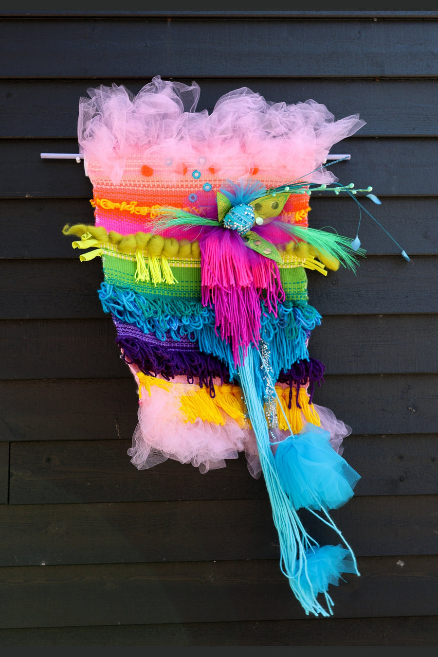 OEUVRE TISSÉE ROSE ET BLEU