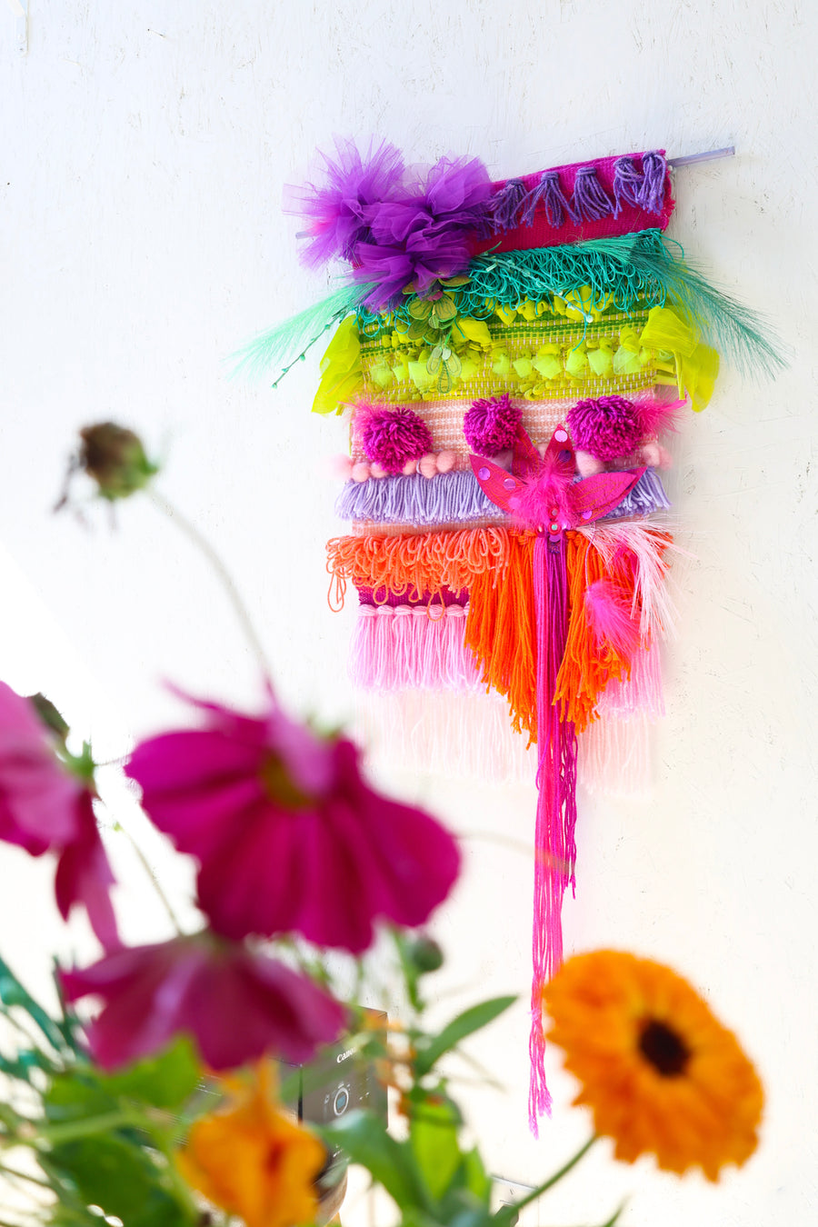 OEUVRE TISSÉE ROSE ET BLEU