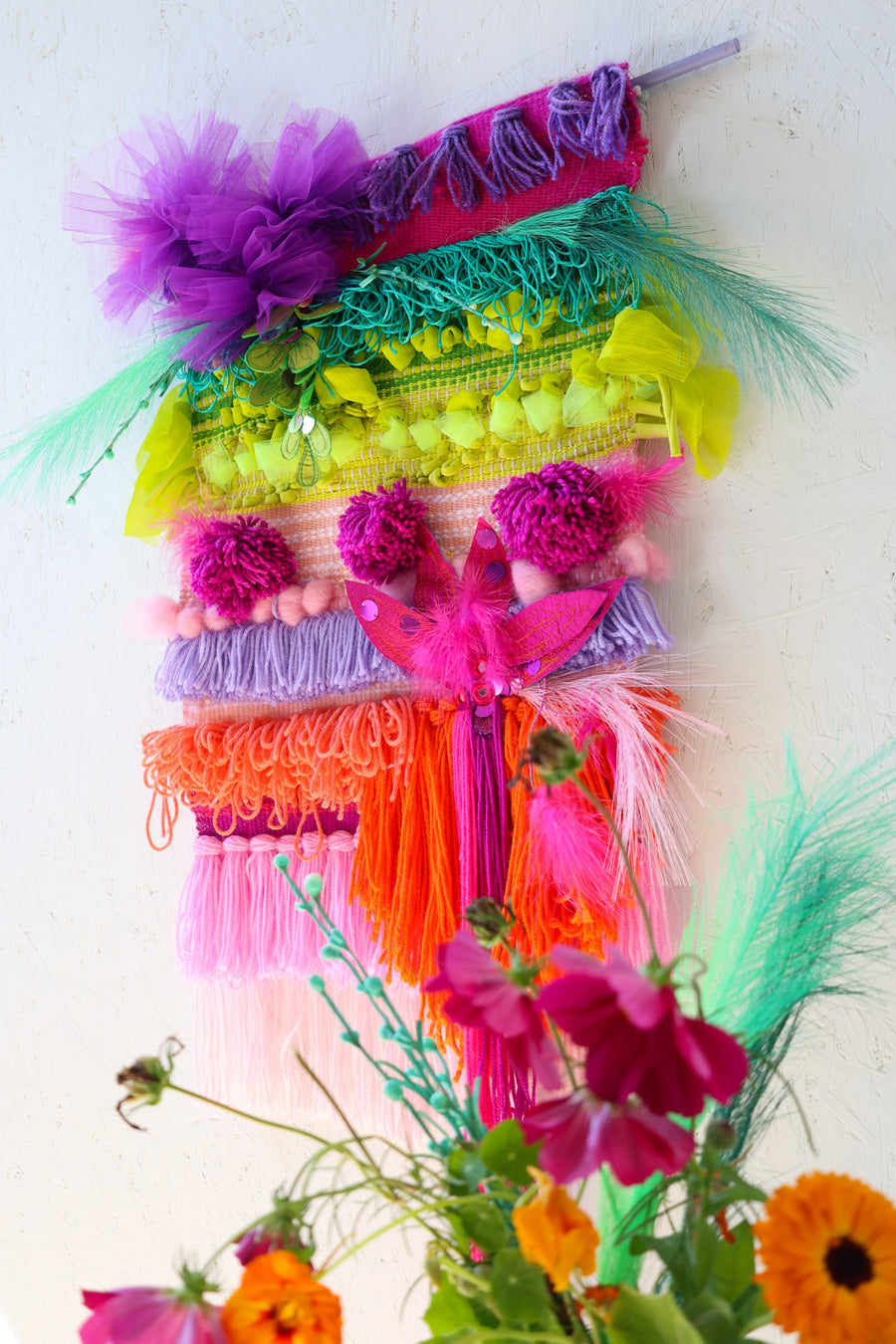 OEUVRE TISSÉE ROSE ET BLEU