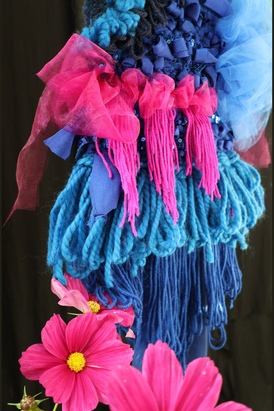 OEUVRE TISSÉE LA PETITE BLEU