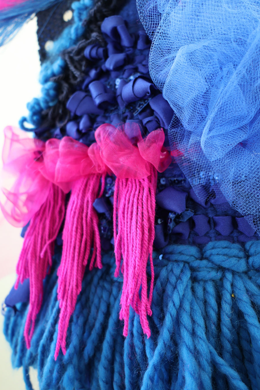 OEUVRE TISSÉE LA PETITE BLEU