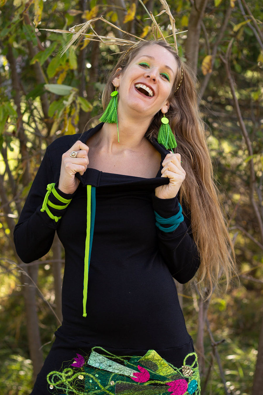 ROBE-TUNIQUE BRODÉE AUX HANCHES APPLIQUÉ VERT